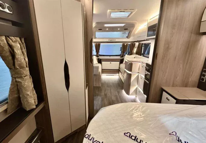 2026 Swift Elegance Grande 845 38 2026 Swift Elegance Grande 845 38