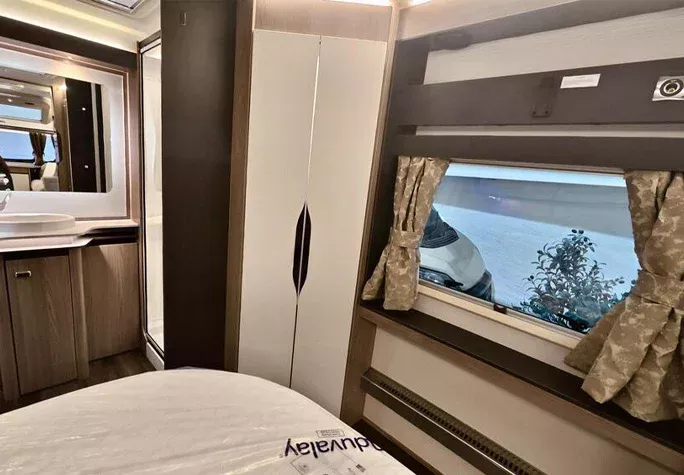 2026 Swift Elegance Grande 845 40 2026 Swift Elegance Grande 845 40